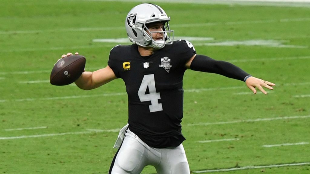 Derek Carr de Raiders LV